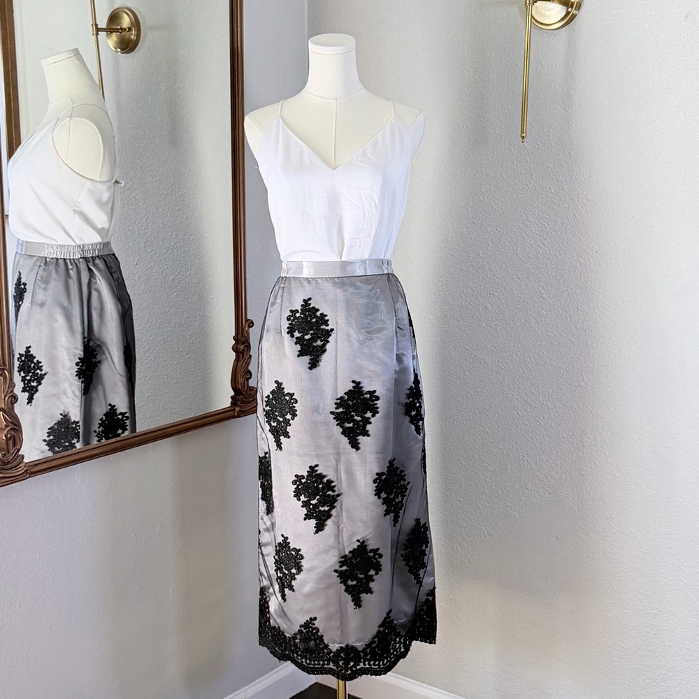 VTG 90s Silver Mesh Midi Skirt 10 Black Lace Appliqué Goth Whimsigoth Formal Vib